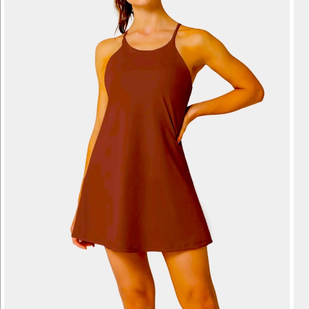 HALARA 2-in-1 ACTIVITY DRESS NEW!